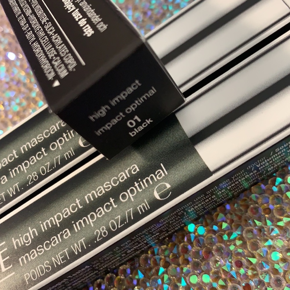 🌸 - CLINIQUE BNIB full size high impact mascara black - Picture 4 of 6